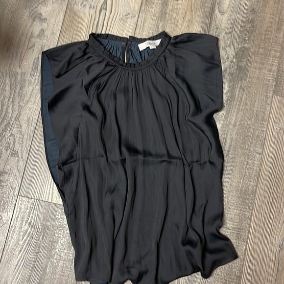 Loft Petite Ruffle Sleeve Top - Picture 5 of 6